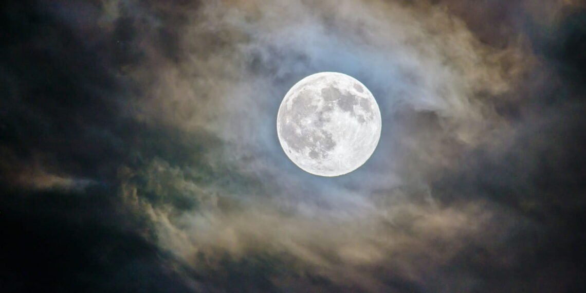 Moonshot Momentum: NASA Illuminates Firefly’s Historic Robotic Moon Landing