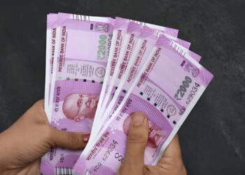 Rs 2000 Notes Worth $685M Still Circulate Two Years After Withdrawal: RBI Update