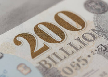 Meet the Tech Titans: 6 Billionaires Surpass $200 Billion in 2025