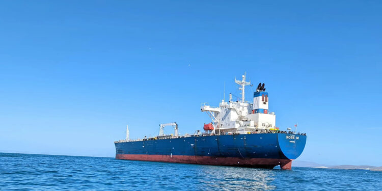 Hormuz Crisis Sparks Fuel Price Surge in India-Pakistan