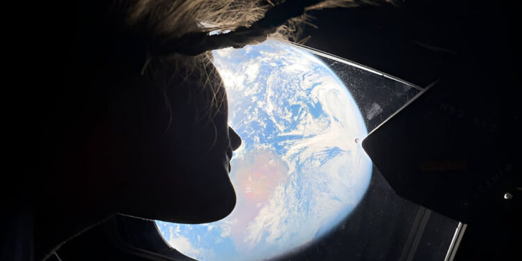 Orion’s Fiery Shield: Surviving Apollo’s Hottest Reentry Ever in Artemis II!
