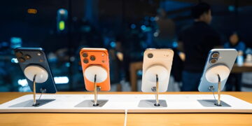 The $300 iPhone: Why Apple’s iPhone 18 Pro Could Be Its Most Expensive Launch Yet
