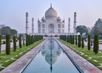 NITI Aayog’s Tourism Push: Visa Reforms Could Unlock India’s Travel Boom